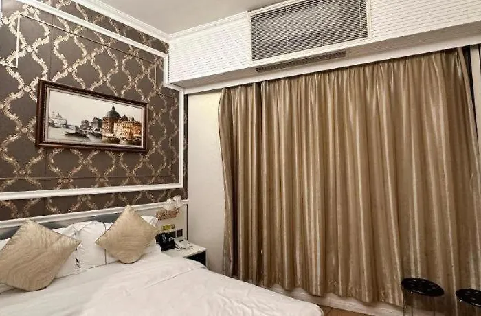 Towns Well 2* Macau